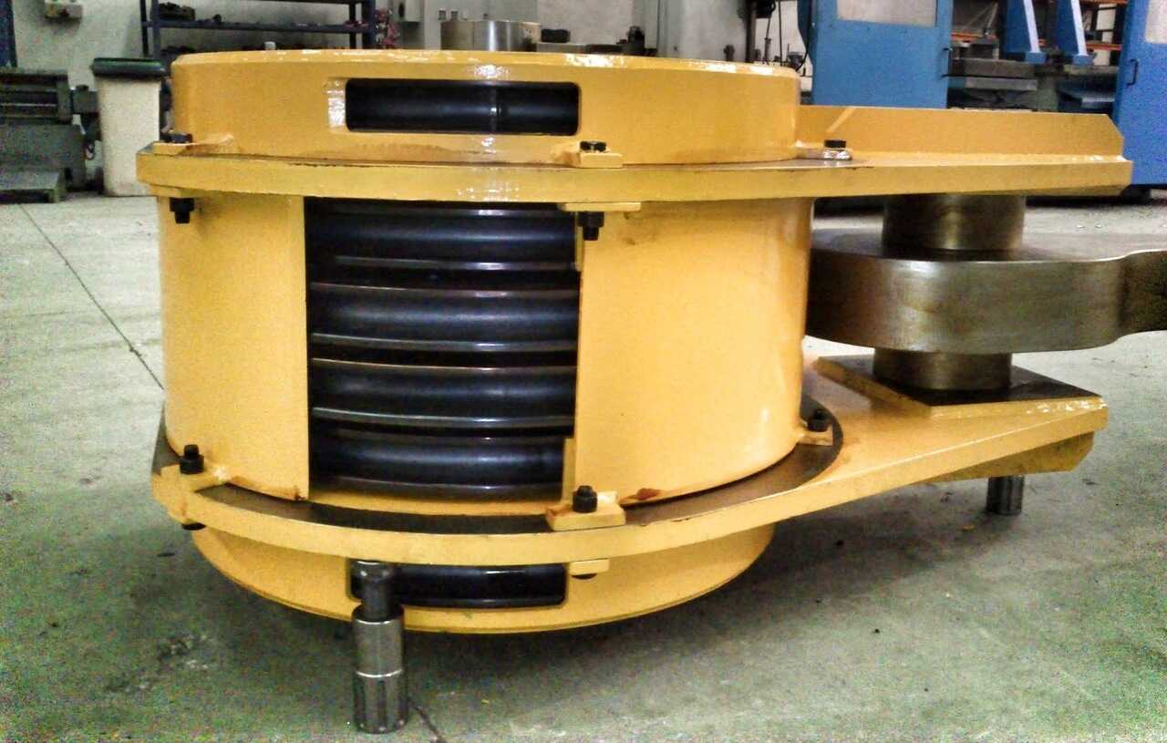 Empresa de soldadura en Vitoria especializada en calderería, acero inoxidable, aluminio y virador. Soluciones industriales en Álava, Vizcaya y La Rioja.
