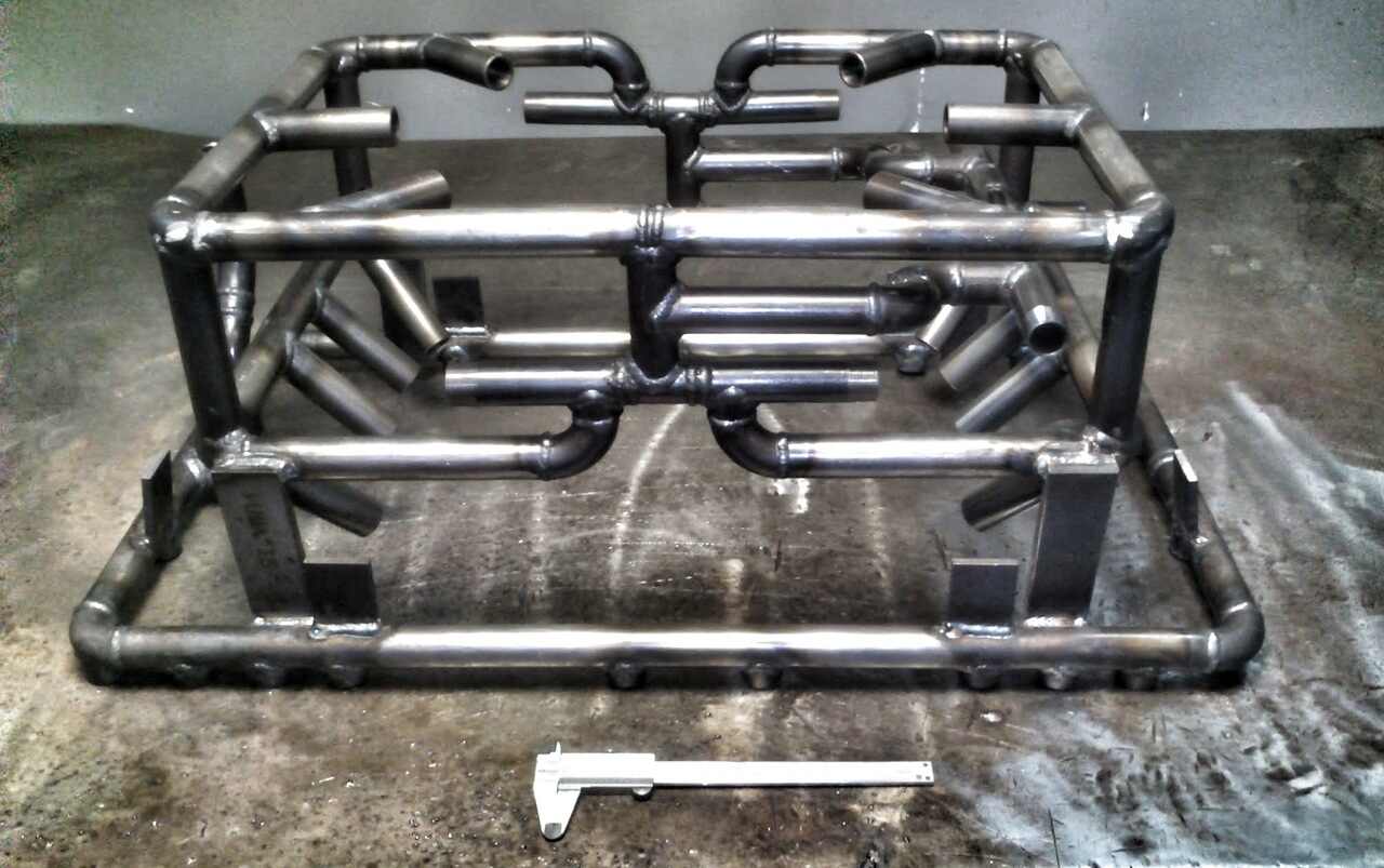 Empresa de soldadura en Vitoria especializada en calderería, acero inoxidable, aluminio y virador. Soluciones industriales en Álava, Vizcaya y La Rioja.