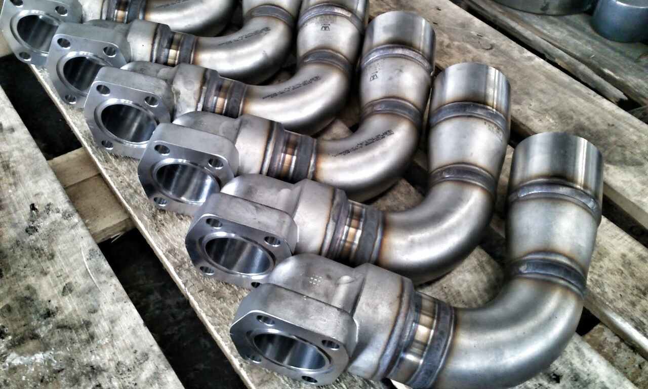 Empresa de soldadura en Vitoria especializada en calderería, acero inoxidable, aluminio y virador. Soluciones industriales en Álava, Vizcaya y La Rioja.