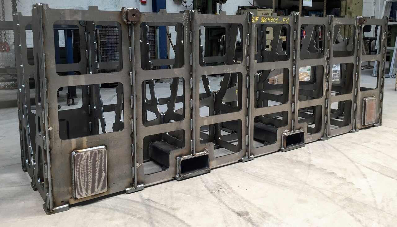 Empresa de soldadura en Vitoria especializada en calderería, acero inoxidable, aluminio y virador. Soluciones industriales en Álava, Vizcaya y La Rioja.
