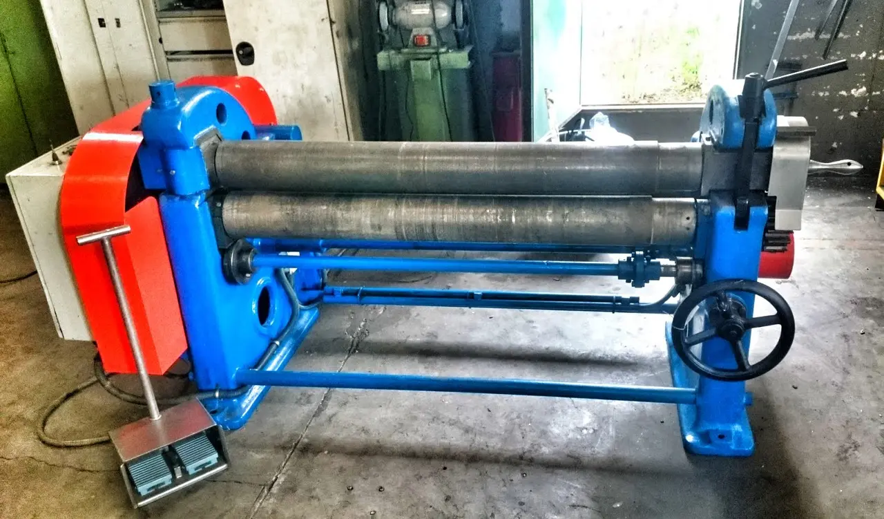 Expertos en soldadura con virador y carpintería metálixa en Vitoria.